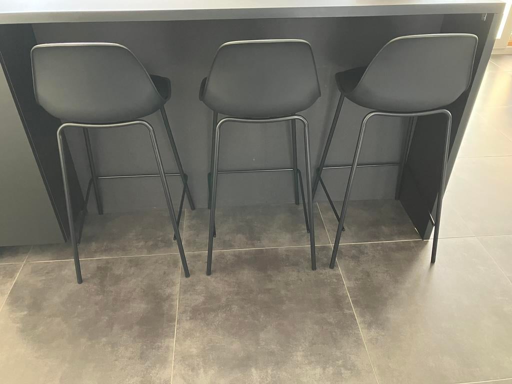 Ensemble de tabourets de bar noirs à vendre, Enlèvement, Utilisé, 60 à 90 cm, 3 tabourets