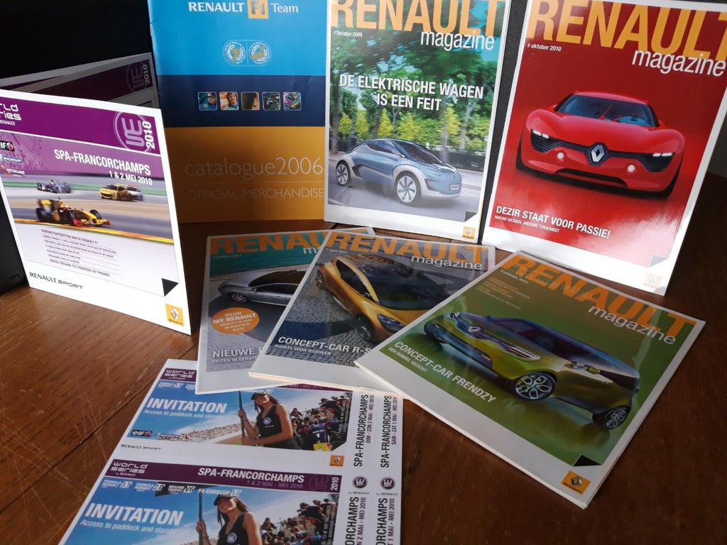 Magazines Renault et catalogue de F1., Neuf, Renault  België, Renault, Envoi