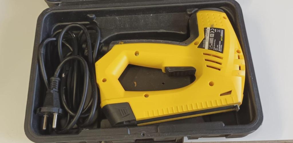 Nietjespistool, Doe-het-zelf en Bouw, Gereedschap | Handgereedschap, Ophalen, Gebruikt