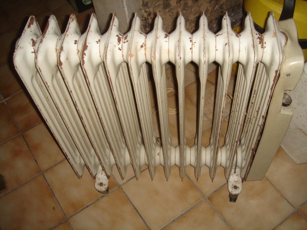 RADIATEUR BAIN D HUILE FONCTIONNE TRÈS BIEN - À REPEINDRE, Enlèvement, Utilisé, 800 watts ou plus, Radiateur
