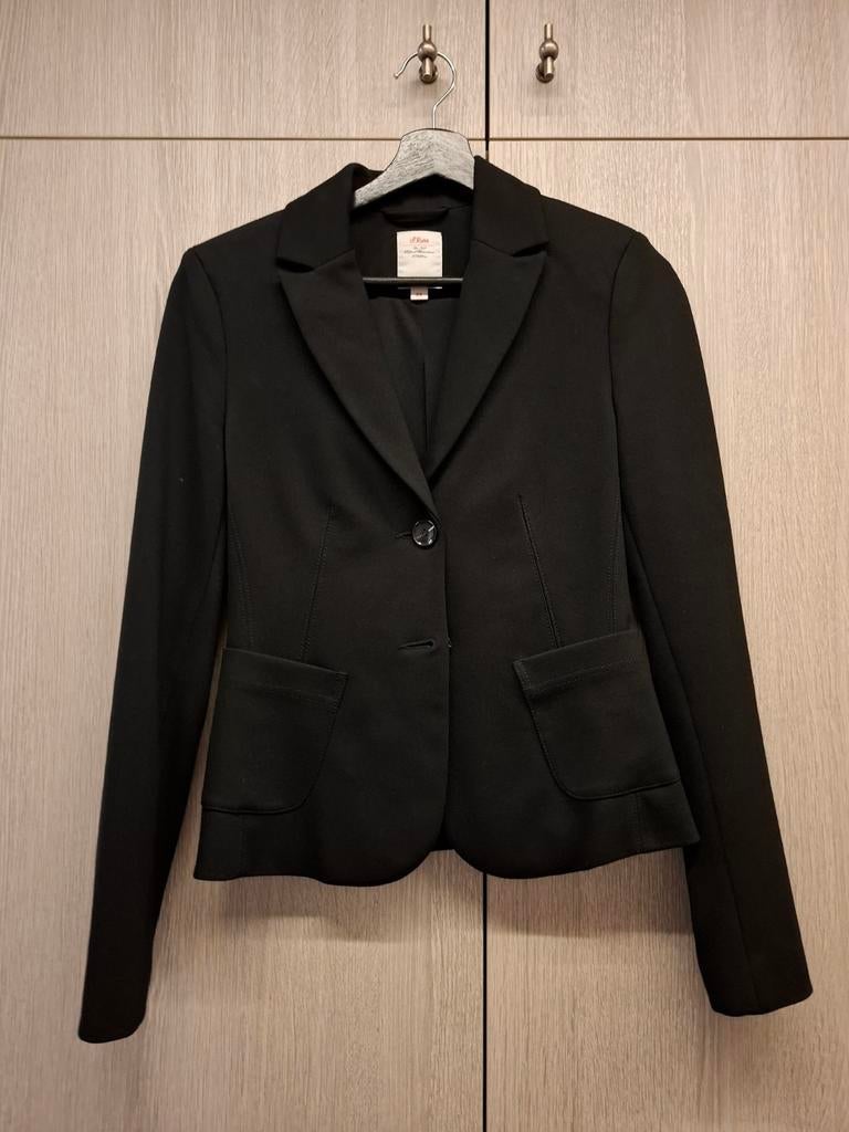 Blazer s.Oliver taille 34 noir, Vêtements | Femmes, S'Oliver, Comme neuf, Enlèvement, Taille 34 (XS) ou plus petite
