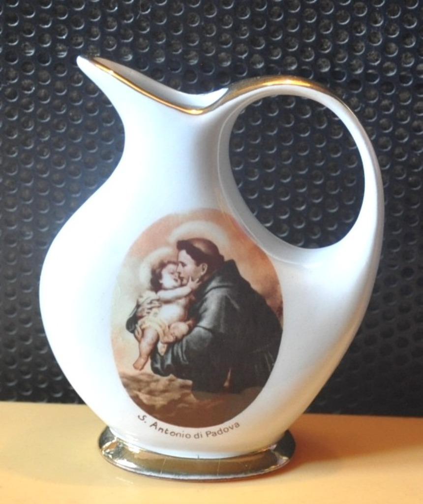 petite cruche deco de vitrine avec saint antoine de padou, Enlèvement ou Envoi