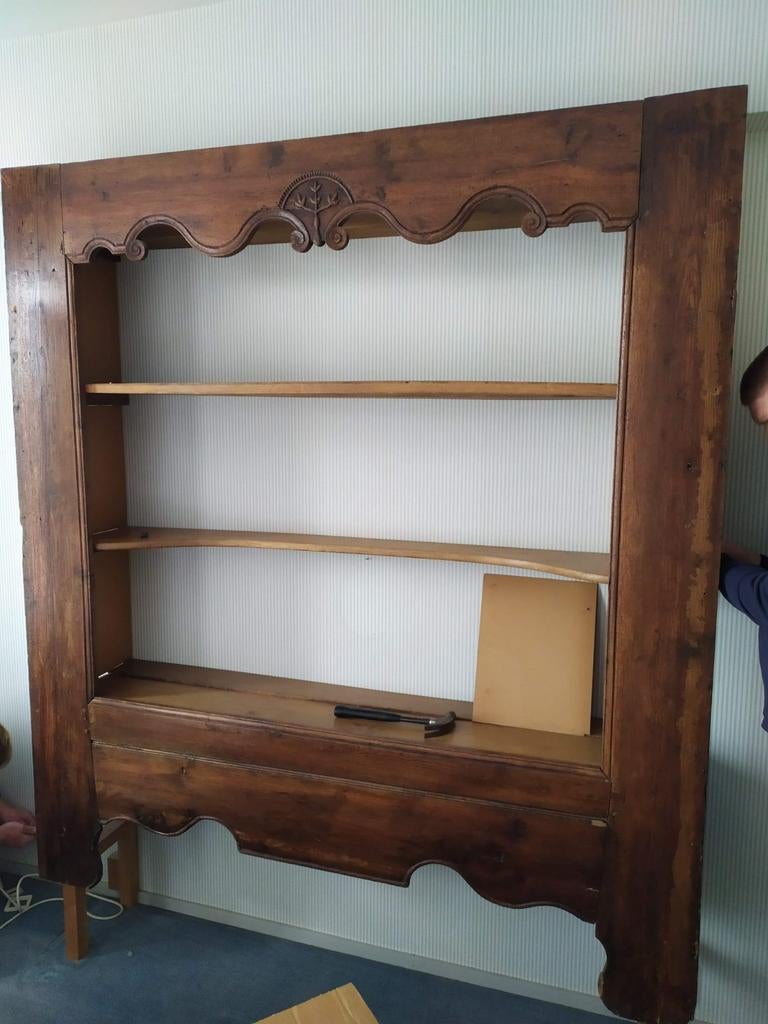 Encadrement d'un ancien lit clos, Enlèvement