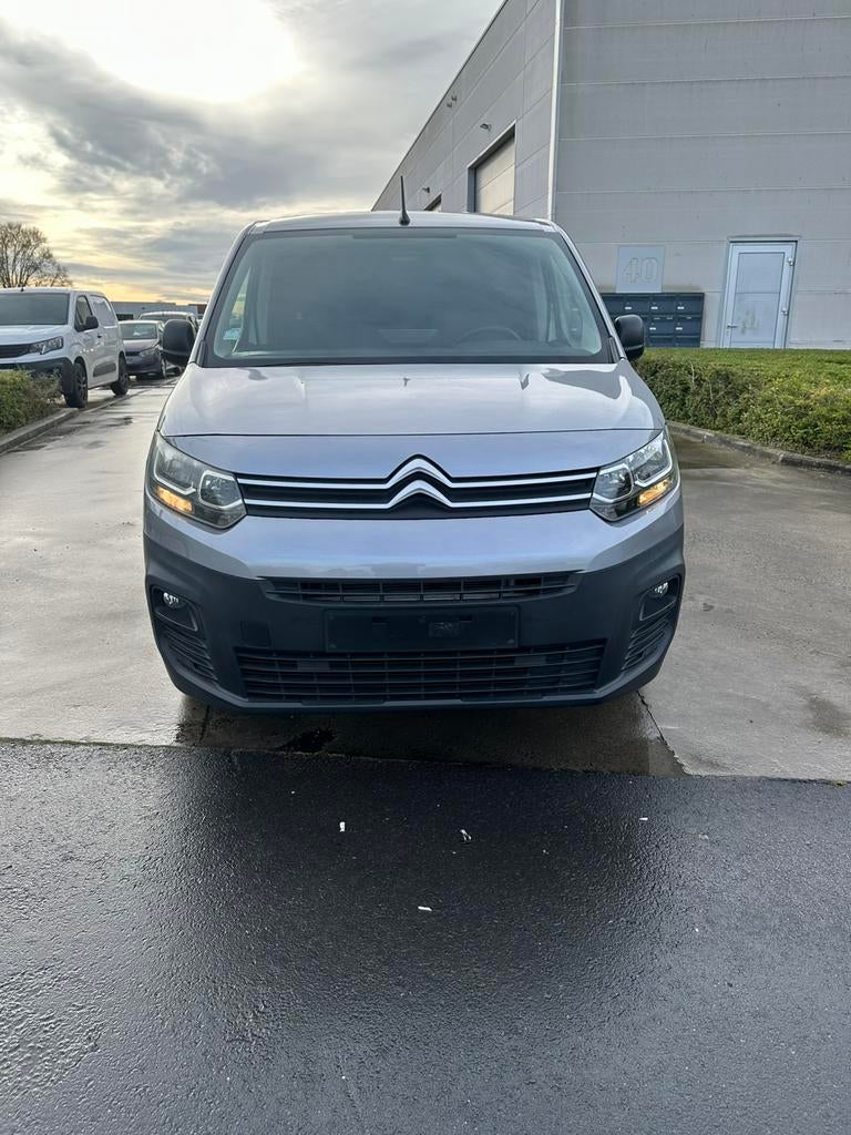 Citroën Berlingo 1.6hdi 100pk Euro 6b / Airco /Apple carpl, Auto's, Bestelwagens en Lichte vracht, Voorwielaandrijving, Stof, Citroën