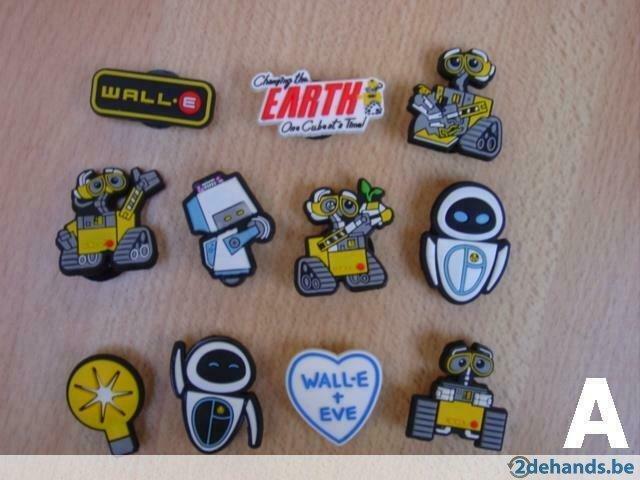 Crocs pins jibbitz disney pixar WALL E (set), Enfants & Bébés, Vêtements enfant | Autre, Neuf, Enlèvement ou Envoi