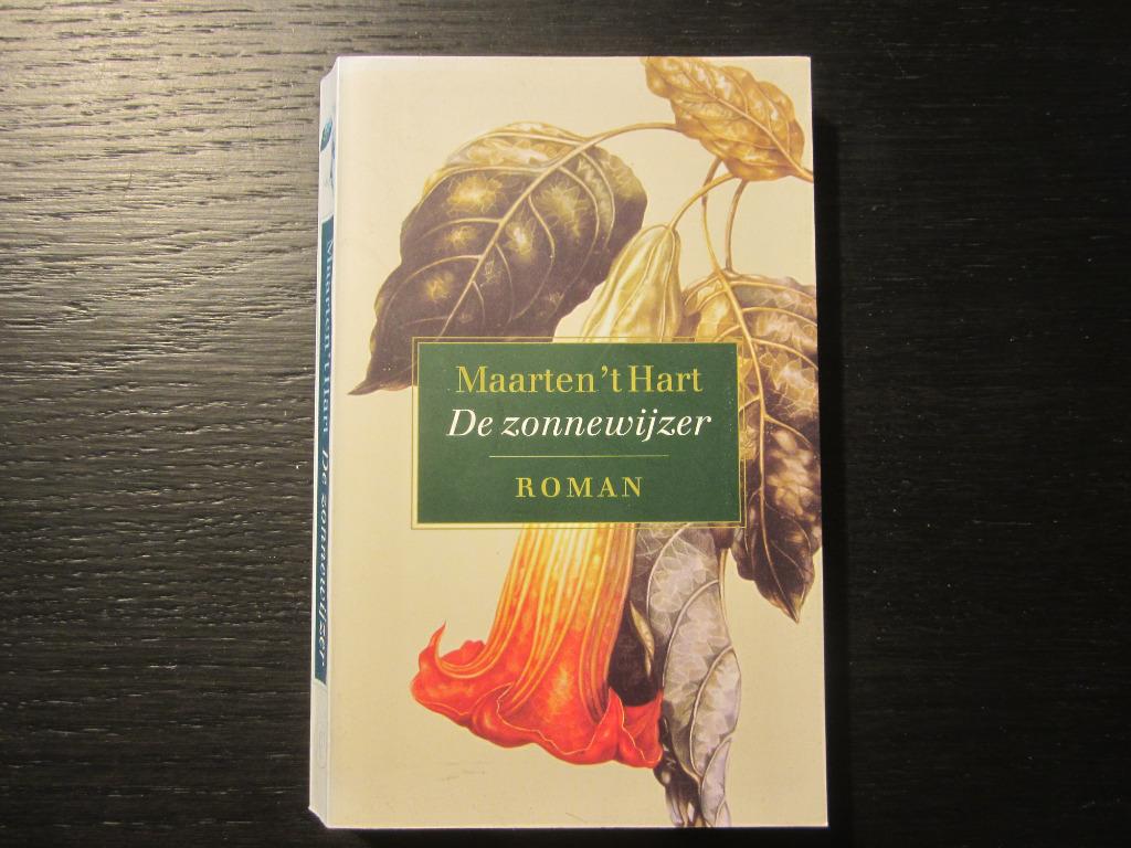 De zonnewijzer  -Maarten 't Hart-, Ophalen of Verzenden