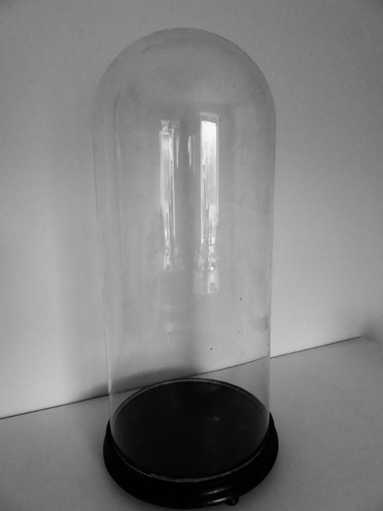 Grote antieke globe, Ophalen