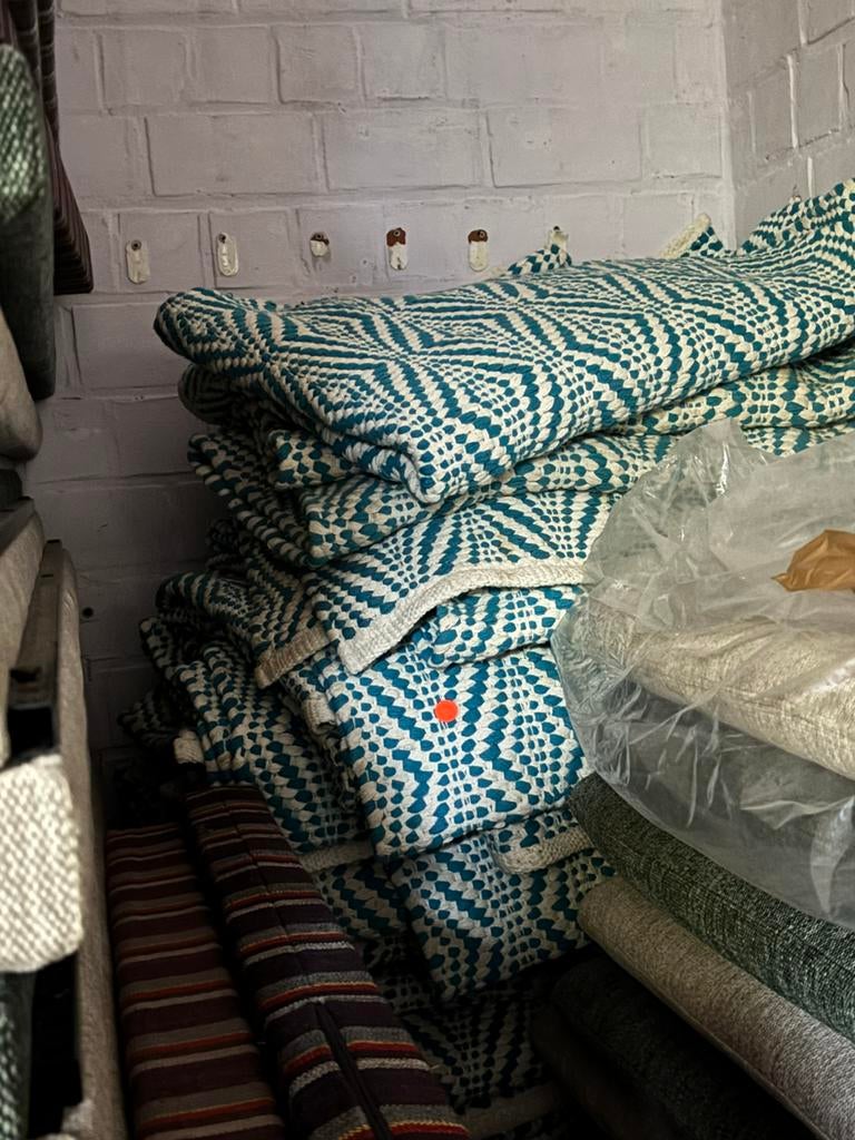 Lot oker en turquoise tapijten/vloerkleden merk Pomax, Ophalen, Blauw