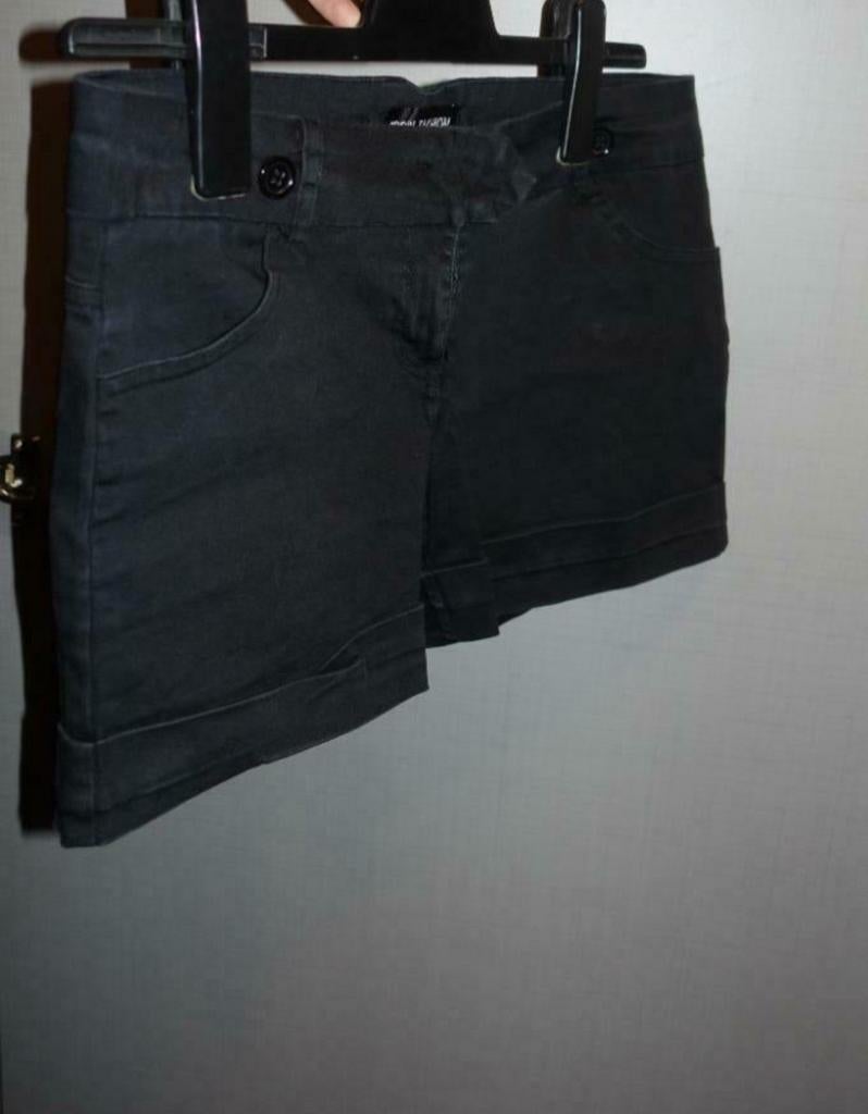 %100Fashion bretellen shortje "M", Maat 38/40 (M), Kort, Zwart, Ophalen of Verzenden