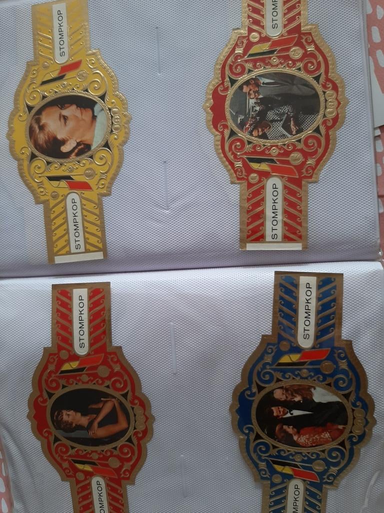 Grote sigarenbandjes, Enlèvement ou Envoi, Bagues de cigare