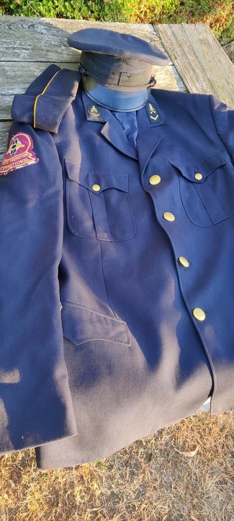 oude blazer, kepie en scheepje SECURITAS, Verzamelen, Militaria | Algemeen, Ophalen of Verzenden