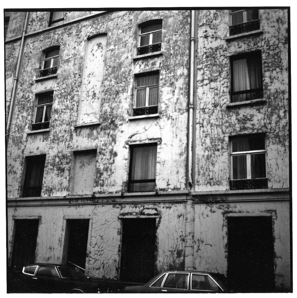 rues de Bruxelles avec des maisons historiques vers 1985, 1980 à nos jours, Enlèvement ou Envoi, Photo, Comme neuf