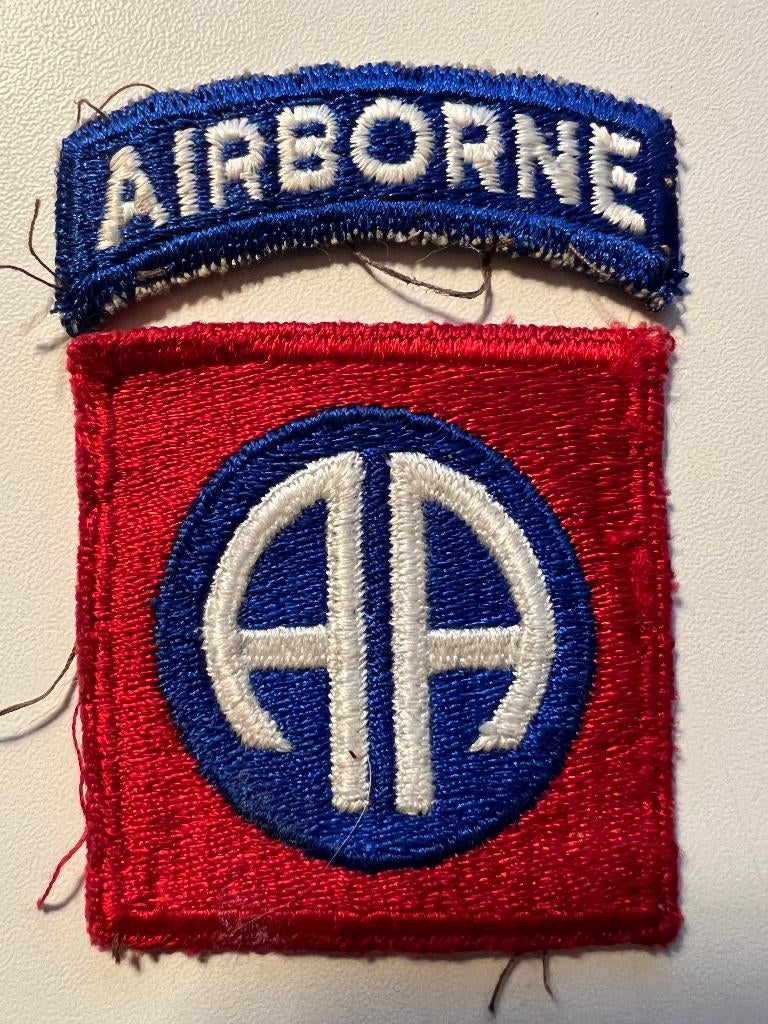 Originele WW2 82nd Airborne Division Amerikaanse mouwpatch, Verzamelen, Verzenden