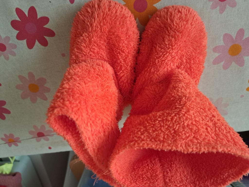 Woody slofjes oranje maat 22/26, Kinderen en Baby's, Slofjes, Gebruikt, Meisje, Ophalen of Verzenden