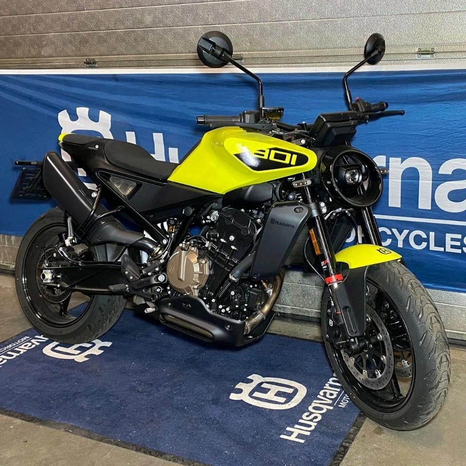 Husqvarna Vitpilen 801 uit voorraad leverbaar, Motoren, 2 cilinders, Particulier, 800 cc, Naked bike