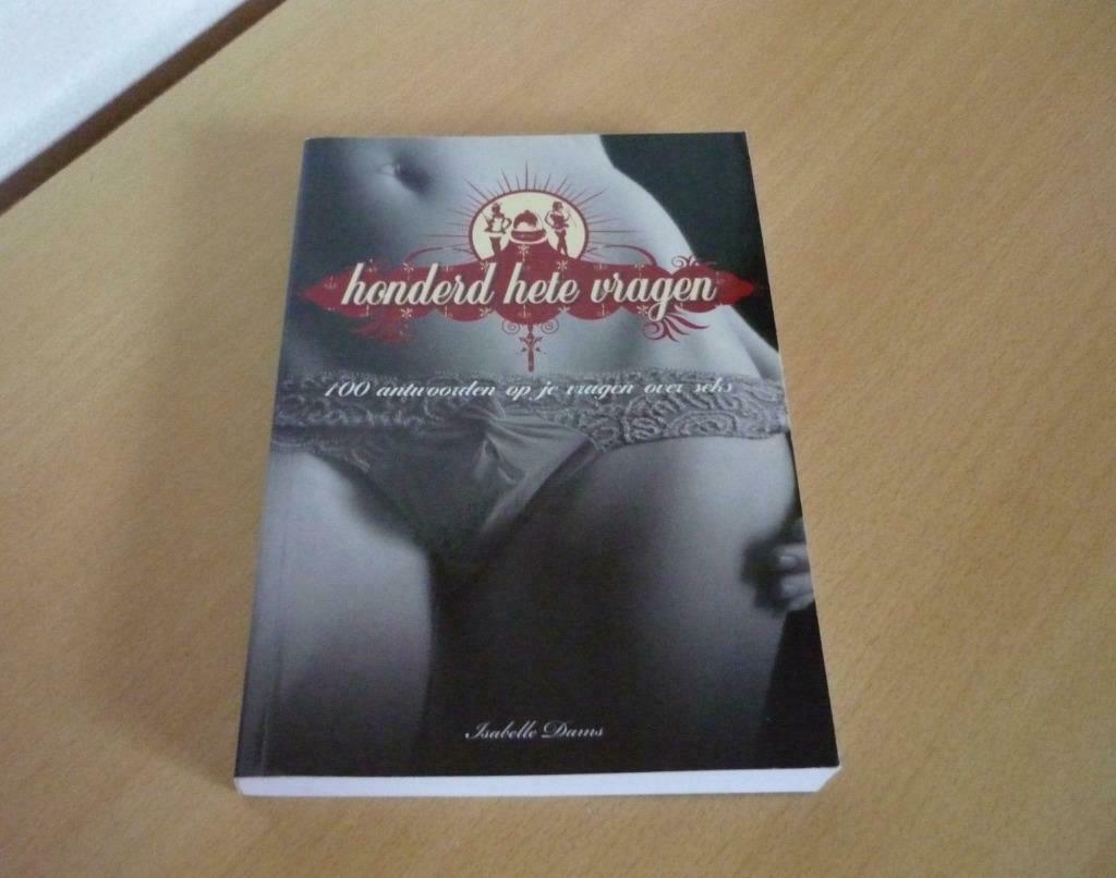 Boek Honderd hete vragen van Isabelle Dams, Boeken, Ophalen of Verzenden