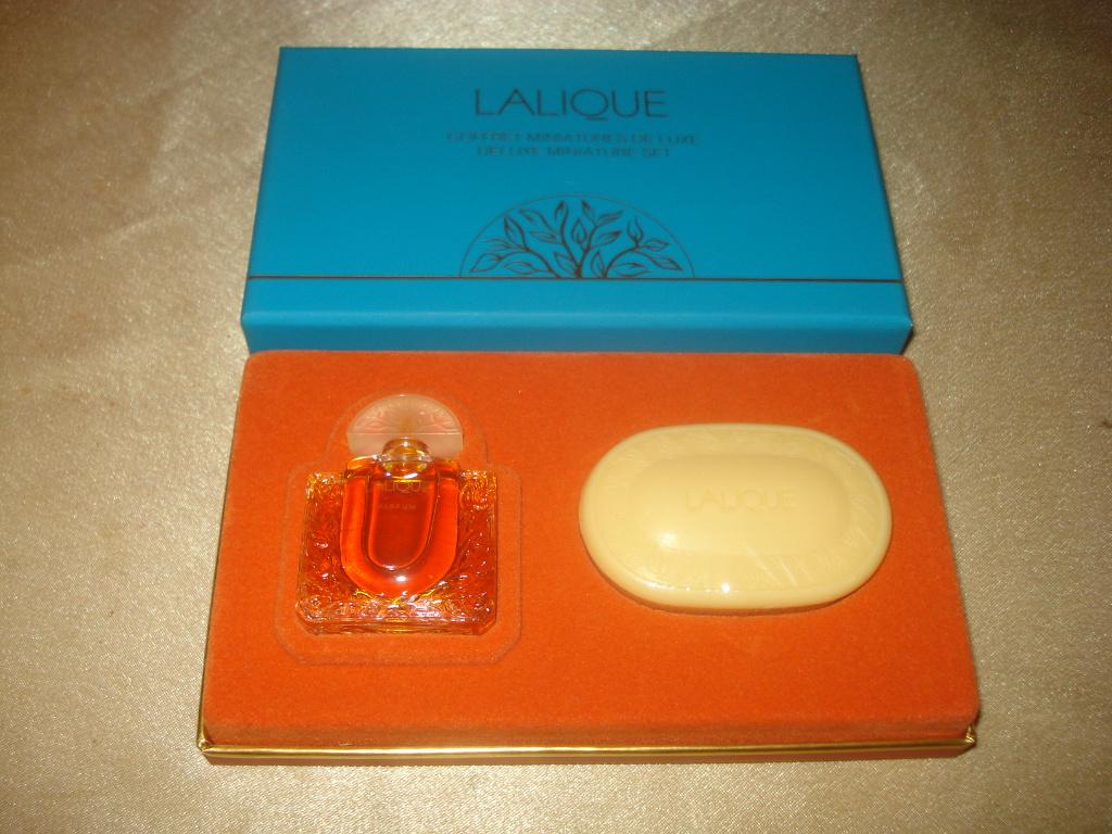 LALIQUE Coffret Miniature de Luxe Neuf, Verzamelen, Ophalen of Verzenden, Nieuw, Miniatuur, Gevuld