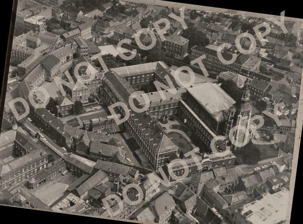 Sint-Truiden Abdij Klein Seminarie vóór 1975 - Foto op hout, Verzenden