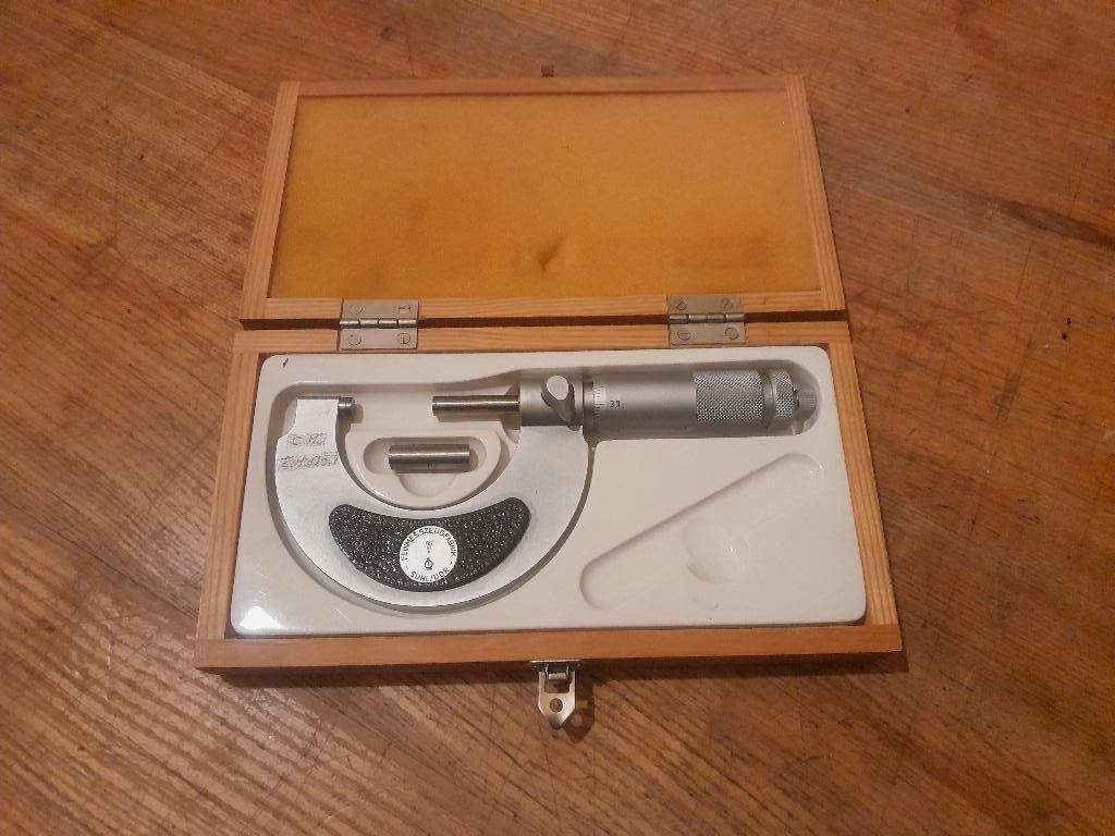 Ancien micromètre, Bricolage & Construction, Instruments de mesure, Enlèvement ou Envoi, Utilisé, Distance