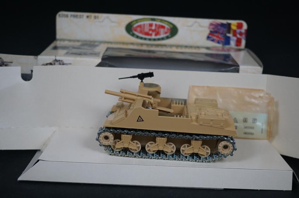 Solido M7 Priest tank - 1/50 - TOP, Ophalen of Verzenden, Zo goed als nieuw