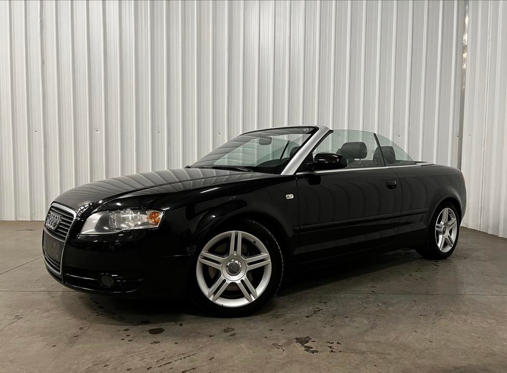 - Audi A4 Cabrio - 1.8 Turbo Benzine - BJ06/2006 - Automaat, 4 zetels, Zwart, Cabriolet, A4