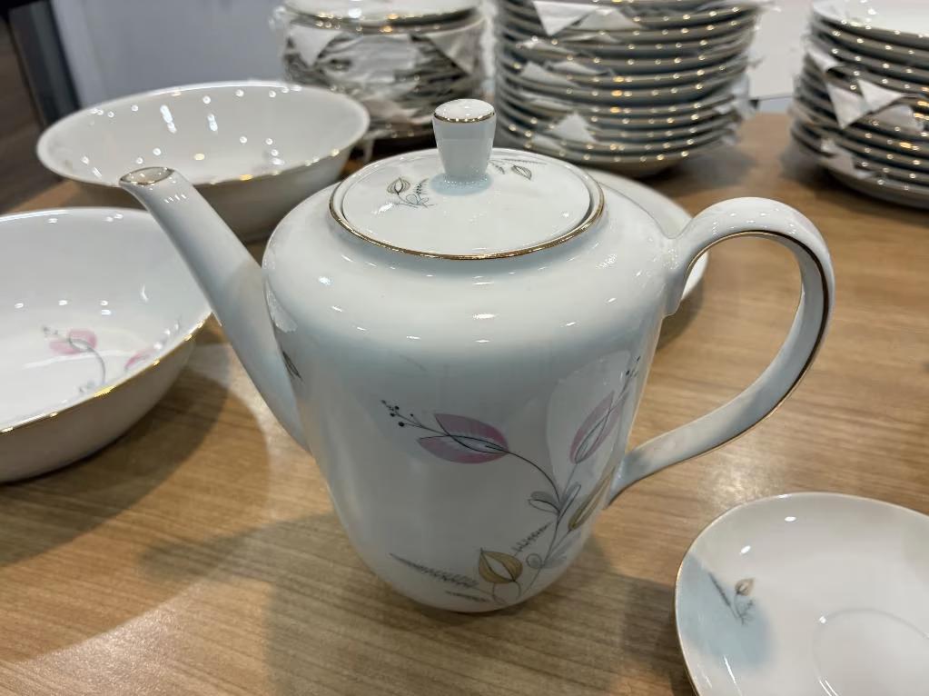 Service à café en porcelaine - Kahla Germany, Maison & Meubles, Cuisine | Vaisselle, Enlèvement, Comme neuf, Porcelaine, Service complet