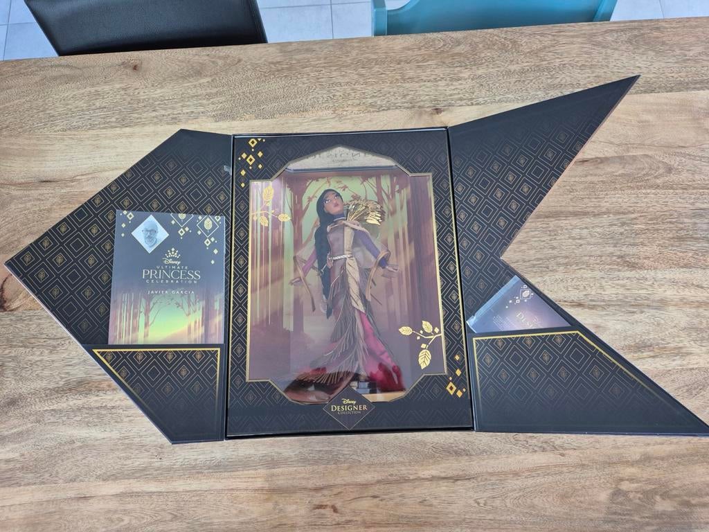 Disney Designer Collection : Pocahontas Doll, Enlèvement ou Envoi, Neuf, Poupée