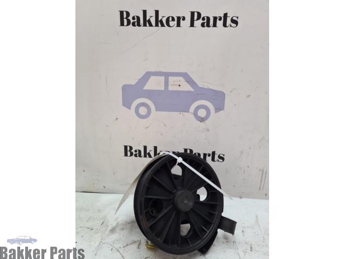Pompe direction assistée d'un Volvo V70, -, -, 3 mois de garantie, -