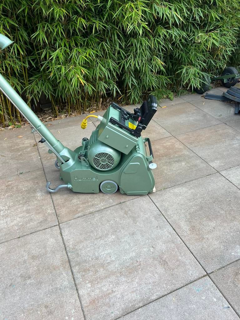 Hummel Parketschuurmachine ,bandschuurmachine, Ophalen of Verzenden, Zo goed als nieuw, 1200 watt of meer, Bandschuurmachine
