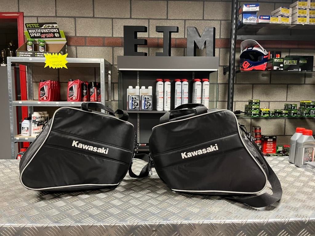 Sacoche pour kawa, Motos, Accessoires | Valises & Sacs, Comme neuf, Enlèvement ou Envoi