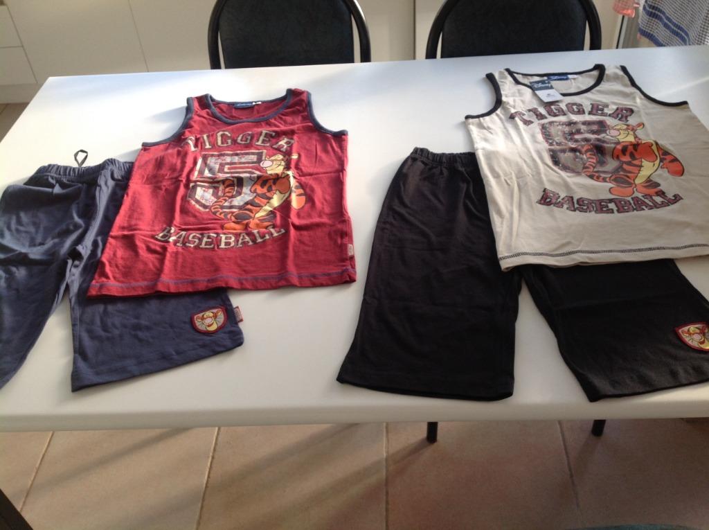 2 Baseball tenue met kort broekje maat 140, Ophalen of Verzenden