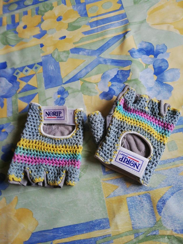 Mitaines Norip. Paumes en nubuck., Enlèvement ou Envoi, Comme neuf