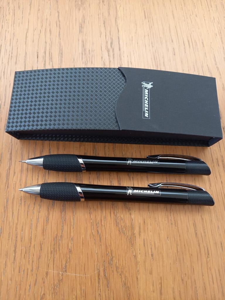 STYLO 🖊  PLUS PORTE MINE AVEC COFFRET 25€, Enlèvement ou Envoi, Neuf, Stylo