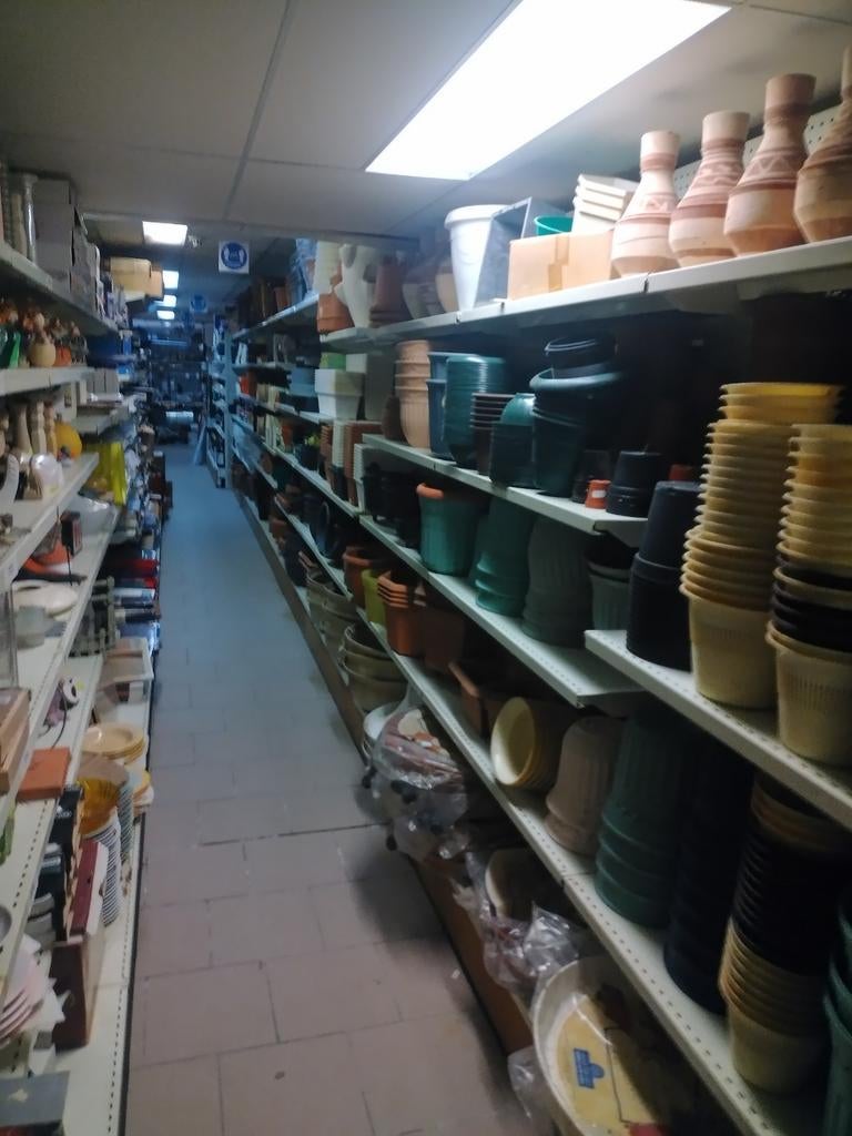 Cachpots of bloempotten een zeer groot lot, Zakelijke goederen, Stock en Retail | Partijen goederen, Ophalen