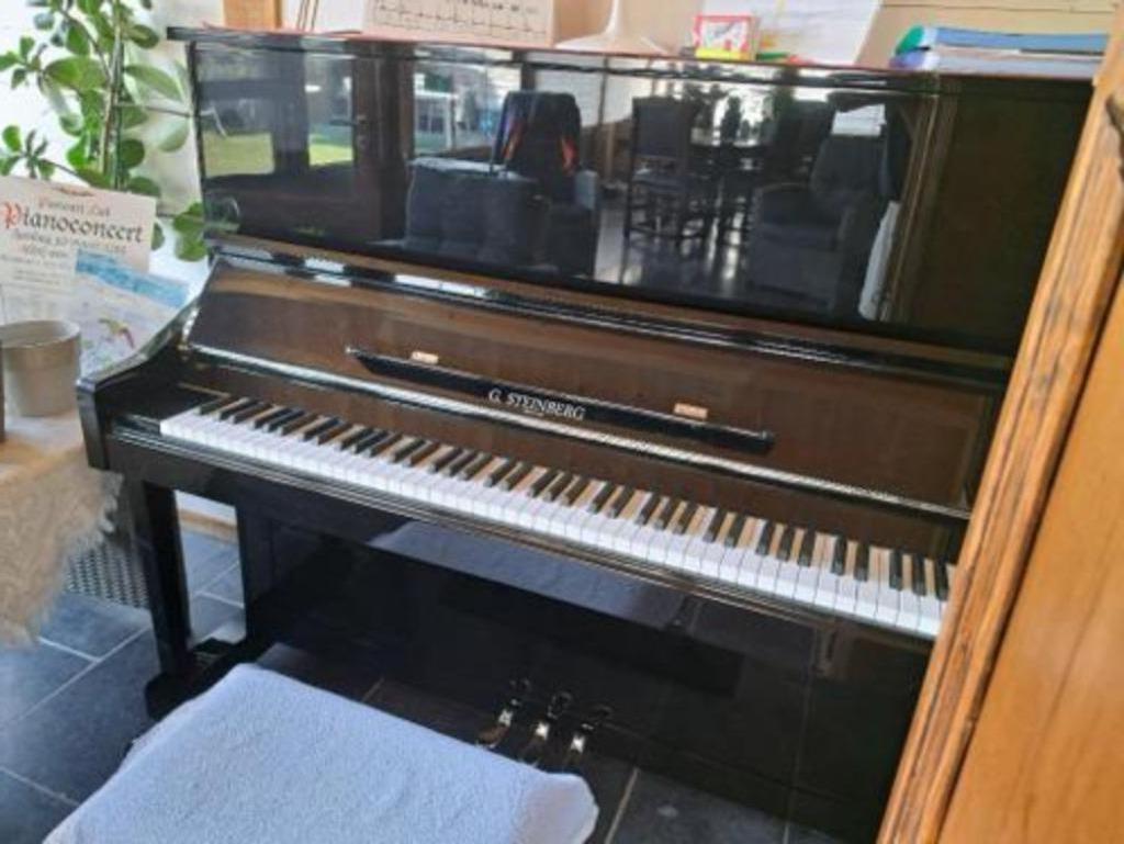 Piano G. Steinberg UP-133 buffetpiano, Neuf, Brillant, Enlèvement, Piano
