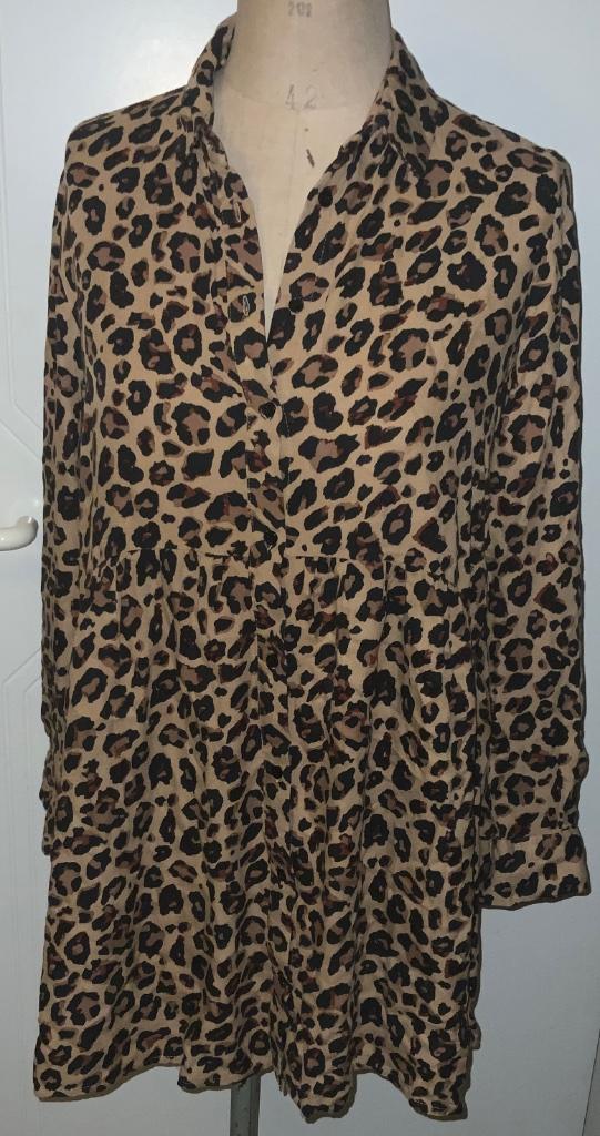 Jurk dierenprint maat Medium, Stradivarius, Envoi, Taille 38/40 (M), Brun