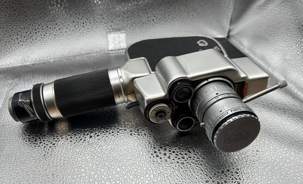 Carena Zoomex 8mm cine camera Angénieux 7.5-35mm f/1.8 lens, Enlèvement ou Envoi