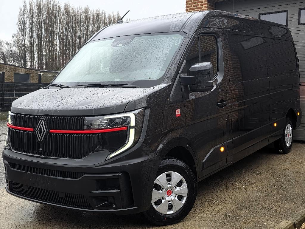 Renault Master RED TRUCKS L3H2 AUTOMAAT NIEUW 2026 0KM 170PK, Auto's, Bestelwagens en Lichte vracht, Bedrijf, Te koop, ABS, Achteruitrijcamera