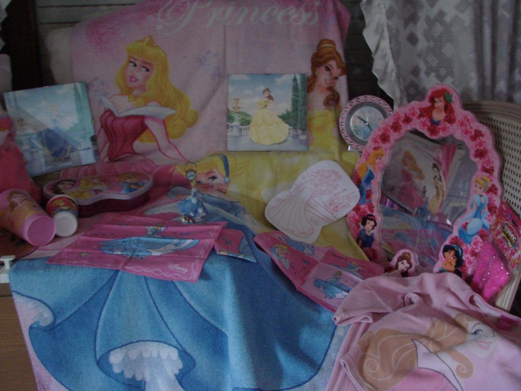 meisjes set van PRINCES, Kinderen en Baby's, Overige Kinderen en Baby's, Zo goed als nieuw, Ophalen