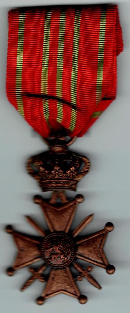 Oorlogskruis 1914 1918, Verzamelen, Verzenden, Overige soorten, Lintje, Medaille of Wings