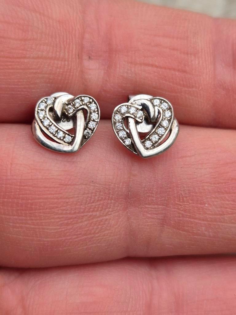 Zilveren Nona hartjes oorbellen gestempeld 925 en gemerkt, Handtassen en Accessoires, Oorbellen, Ophalen of Verzenden