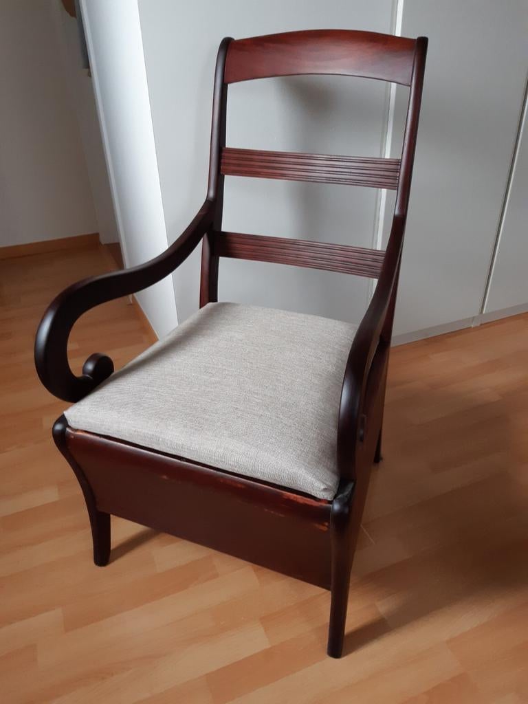 Massief houten zetel vintage  van hoge kwaliteit&  comfort, Huis en Inrichting, Fauteuils, Zo goed als nieuw, Stof, Ophalen