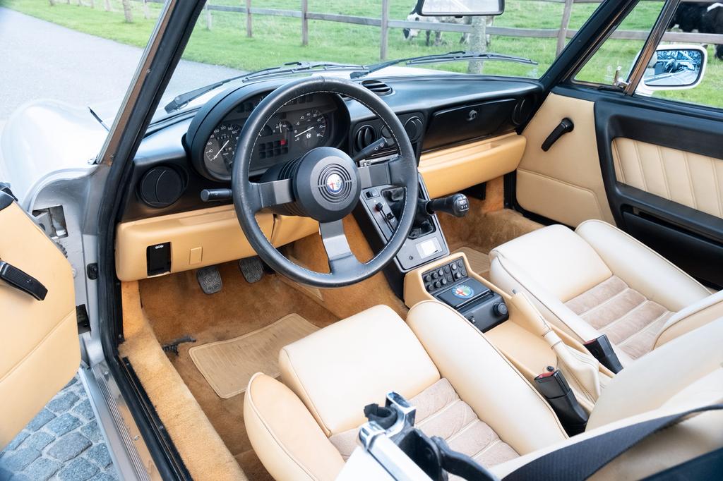 Alfa Romeo Spider 2.0 1991, Auto's, Achterwielaandrijving, 4 cilinders, Cabriolet, Spider