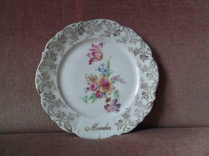 antiek bord met opschrift "moeder"