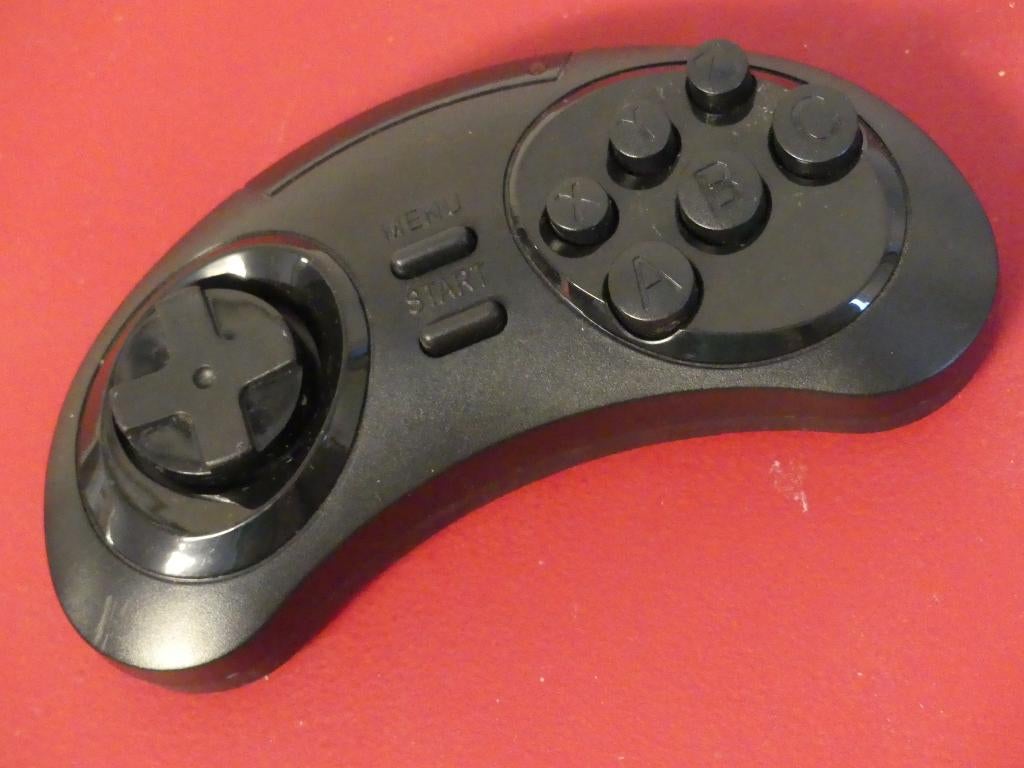 2 Sega Genesis controller pads, Games en Spelcomputers, Spelcomputers | Sega, Verzenden, Gebruikt, Game Gear