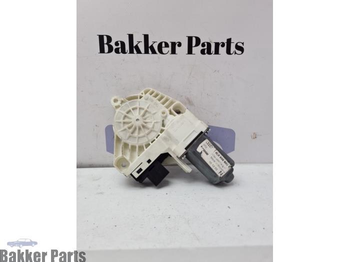 Moteur de vitre portière d'un Audi Q7, Autos : Pièces & Accessoires, -, -, 3 mois de garantie, Audi