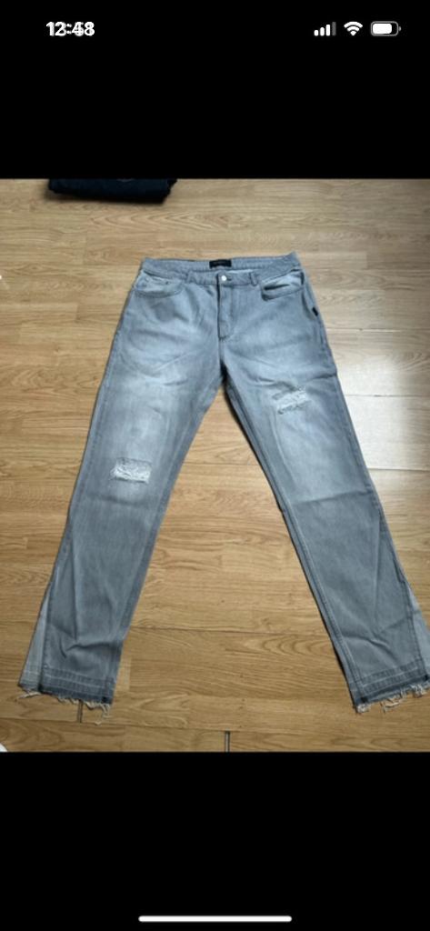 Jeans Reternity flare gris taille 34, Vêtements | Hommes, Pantalons, Gris, Enlèvement ou Envoi, Zara, Taille 52/54 (L)