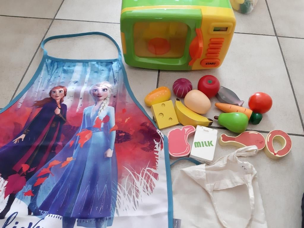 Keukengerei + koffiezetapparaat en diverse accessoires. 20€, Kinderen en Baby's, Ophalen, Zo goed als nieuw