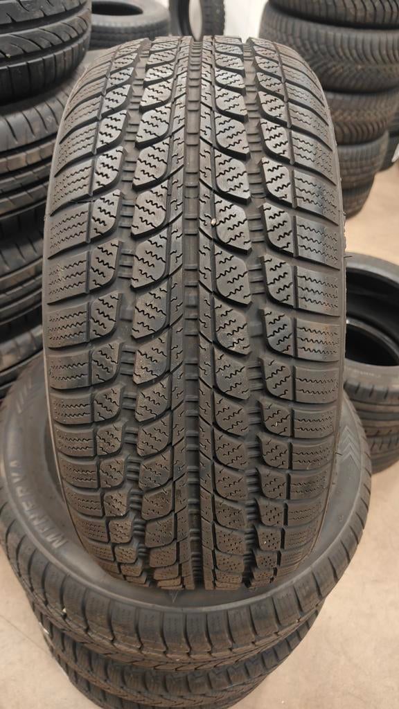 205/55r15 Minerva 35€ l'unité avec montage et équilibrage, Enlèvement