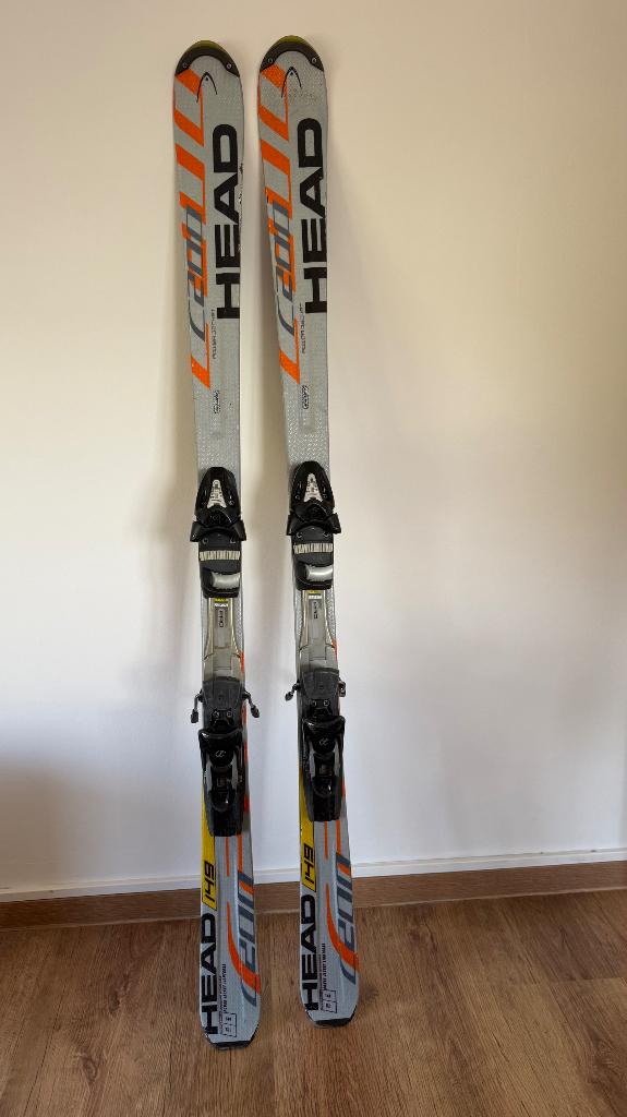 Ski + bottines + bâtons, Sports & Fitness, Skis, 140 à 160 cm, Enlèvement, Utilisé